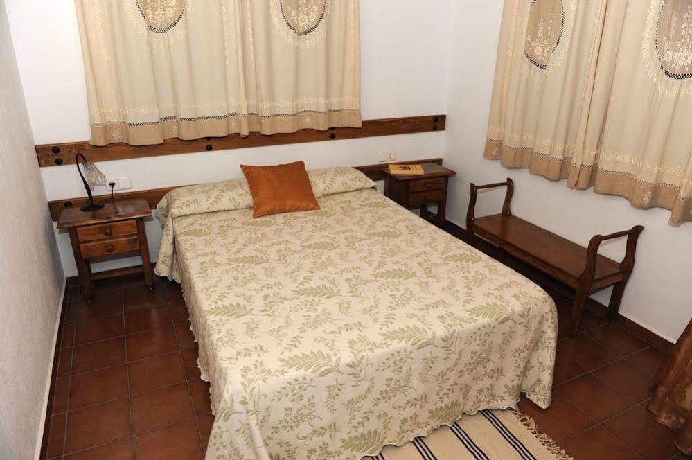 Apartamentos Rurales Monfraguee Torrejon el Rubio Luaran gambar